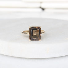 Load image into Gallery viewer, mocha smoky quartz ring (10k)