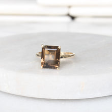 Load image into Gallery viewer, mocha smoky quartz ring (10k)