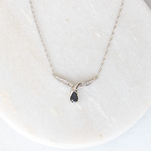 Load image into Gallery viewer, teardrop sapphire necklace (10k)
