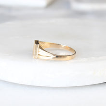 Load image into Gallery viewer, stacy signet ring (10k)