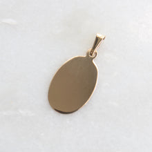 Load image into Gallery viewer, 10k Yellow Gold Oval Engraveable Pendant Charm