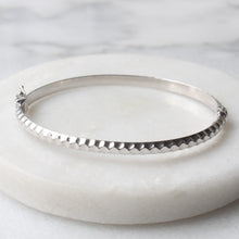 Load image into Gallery viewer, honeycomb bangle (10k)