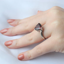 Load image into Gallery viewer, menkDUKE - 10k white gold trilliant cut garnet ring