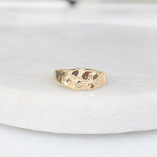 Load image into Gallery viewer, petite nevada 2.0 pinky ring (10k)