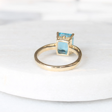 Load image into Gallery viewer, sunny skies blue topaz ring (10k)