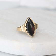 Load image into Gallery viewer, roxy marquise onyx ring (10k)