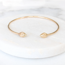 Load image into Gallery viewer, antigua cuff bracelet (10k)