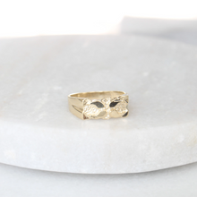 Load image into Gallery viewer, petite nevada pinky ring (10k)