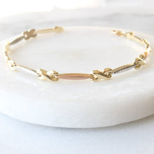 Load image into Gallery viewer, tricolour hugs and kisses bracelet (10k)