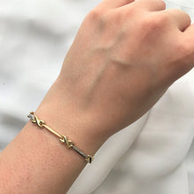 Load image into Gallery viewer, tricolour hugs and kisses bracelet (10k)