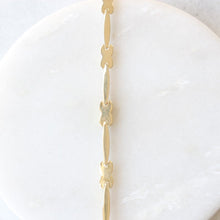 Load image into Gallery viewer, tricolour hugs and kisses bracelet (10k)