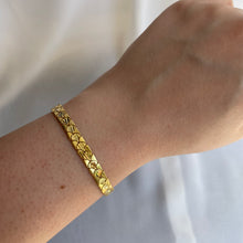 Load image into Gallery viewer, seashell bracelet (10k)