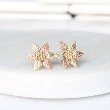 Load image into Gallery viewer, [vintage] poinsettia studs
