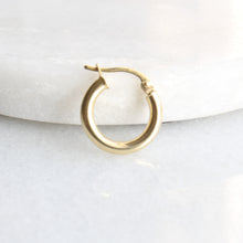 Load image into Gallery viewer, menkDUKE | 10k yellow gold polished hoop earrings
