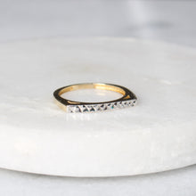 Load image into Gallery viewer, menkDUKE - 10k flat top diamond cut ring
