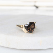 Load image into Gallery viewer, flaxen smoky topaz ring (10k)
