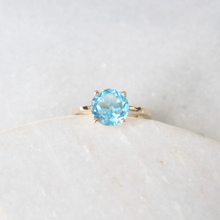 Load image into Gallery viewer, lagoon blue topaz ring (10k)
