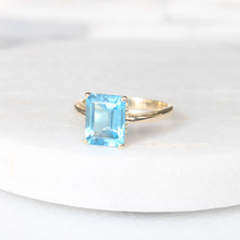 Load image into Gallery viewer, sunny skies blue topaz ring
